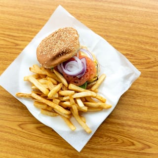 Cheeseburger Deluxe